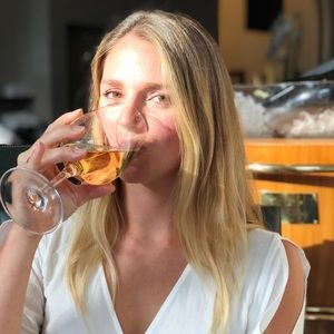 Meet your Posher, Caroline